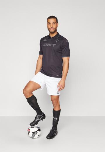 Спортивная форма