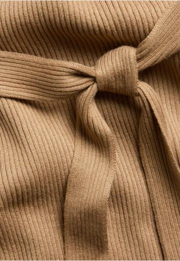 Вязаное платье