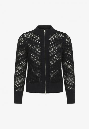 Вязаная кофта