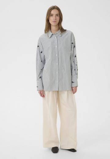 Длинная блузка