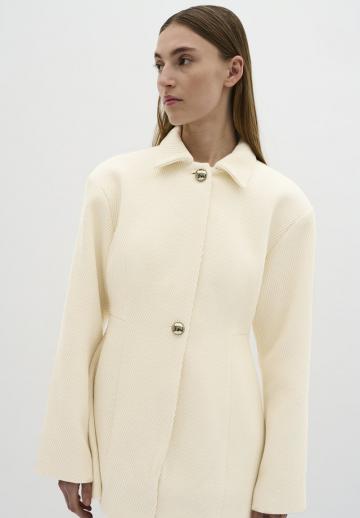 Шерстяное пальто