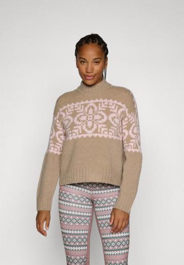 Спортивная толстовка