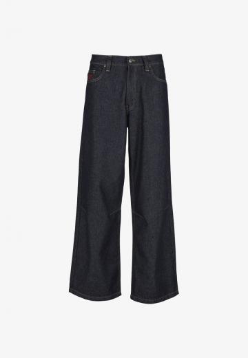 Прямые джинсы