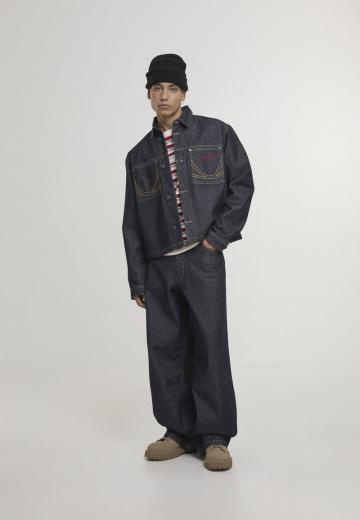 Джинсовая куртка