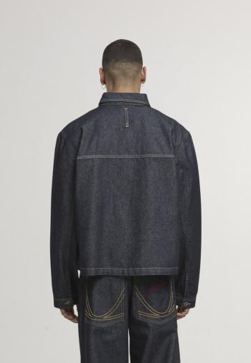 Джинсовая куртка