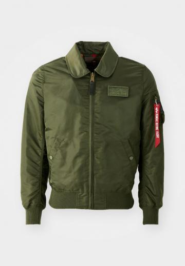 Куртка бомбер