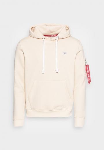 Пуловер с капюшоном