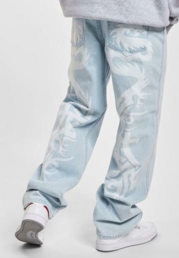 Прямые джинсы