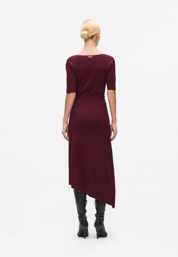 Вязаное платье