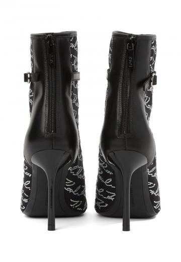 Полусапожки на высоком каблуке