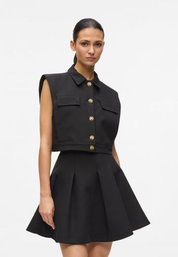 Короткая куртка