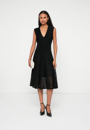 Коктейльное платье