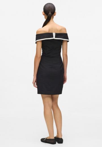 Платье футляр