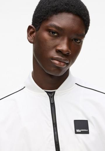 Куртка бомбер