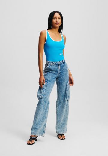 Брюки с накладными карманами