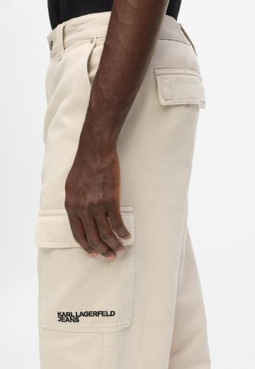 Брюки с накладными карманами