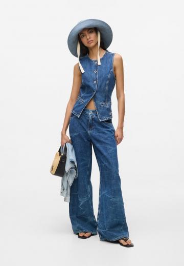 Джинсовая жилетка