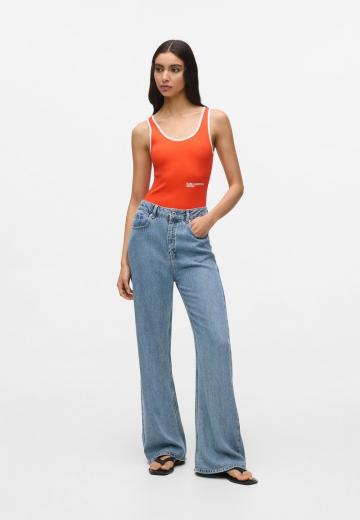 Клешеные джинсы