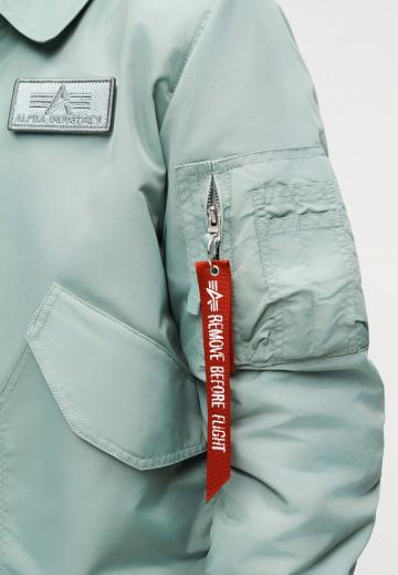 Куртка бомбер