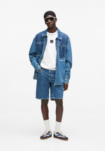 Джинсовая куртка