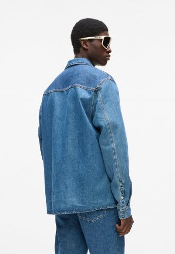 Джинсовая куртка