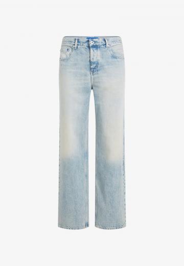 Прямые джинсы