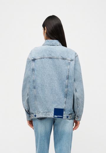 Джинсовая куртка