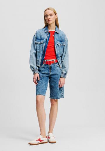 Джинсовая куртка