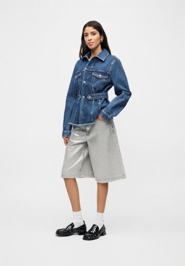 Джинсовая куртка