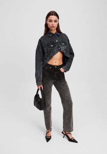 Джинсовая куртка