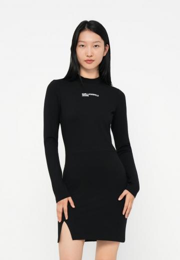 Короткое платье