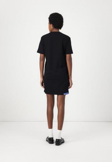 Короткое платье