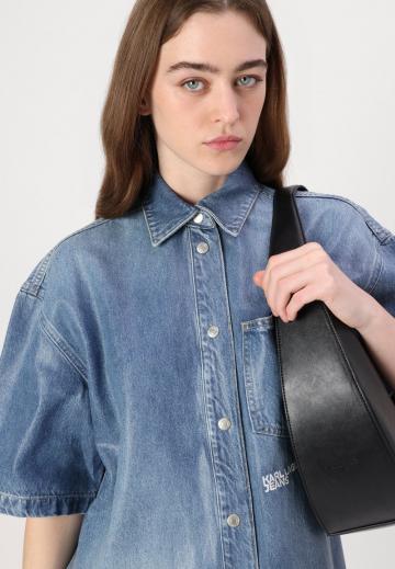 Джинсовая блузка