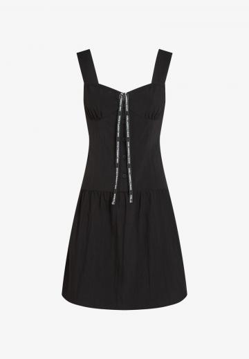 Короткое платье