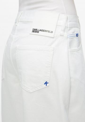 Свободные джинсы