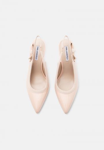 Туфли на высоком каблуке