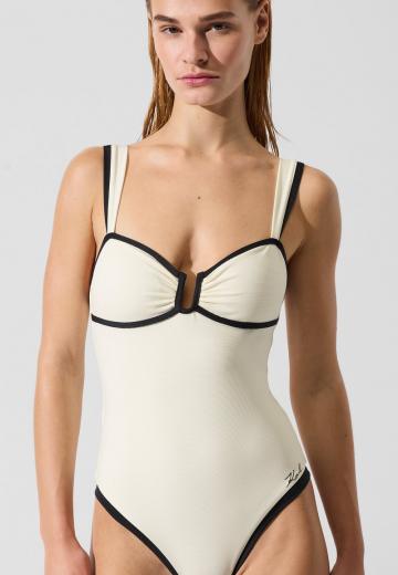 Слитный купальник