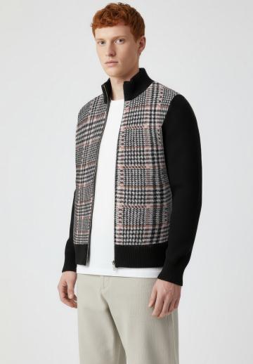 Вязаная кофта