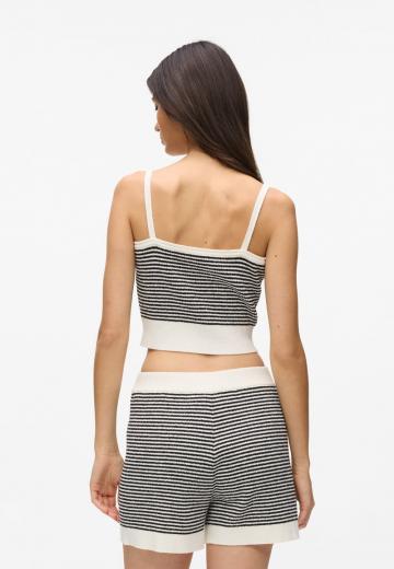 Топ на бретельках