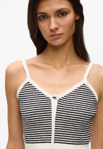 Топ на бретельках