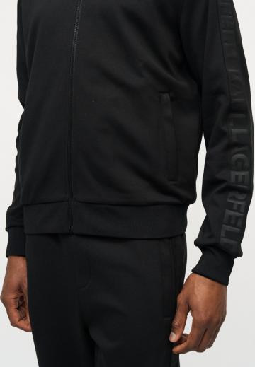 Куртка бомбер