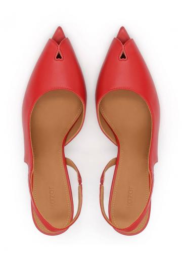 Туфли на высоком каблуке