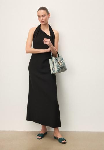 Босоножки на каблуке