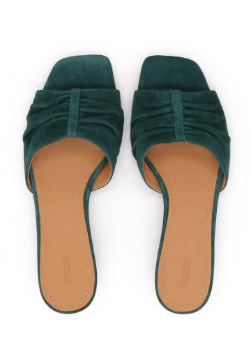 Босоножки на каблуке