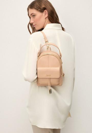 Кожаный рюкзак