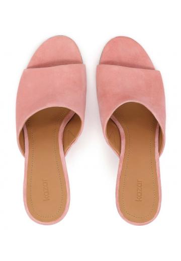 Босоножки на каблуке