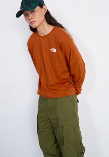 Брюки с накладными карманами