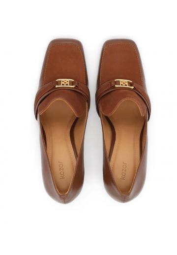 Туфли с высоким носом