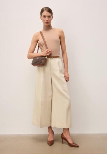 Туфли на высоком каблуке