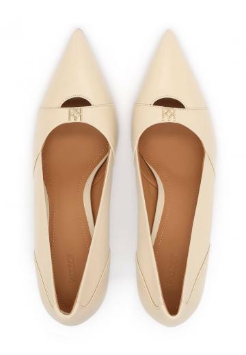 Туфли на высоком каблуке